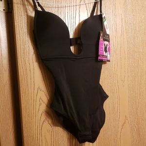 Dr. Rey Black shapewear